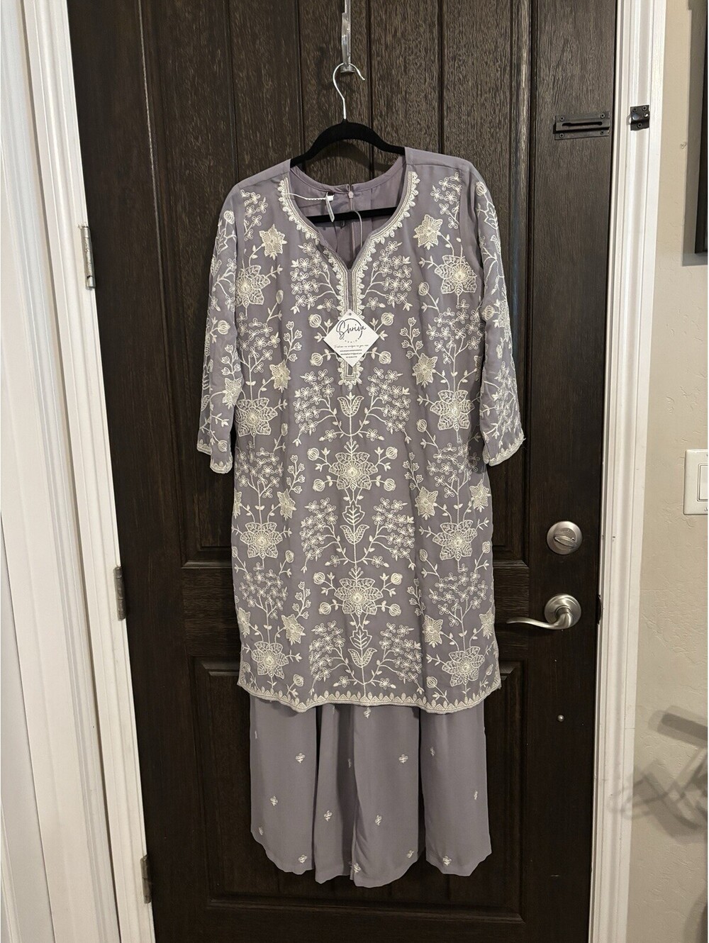 Shriva Fashion Women’s XL Gray Embroidered Salwar Kameez Set Georgette